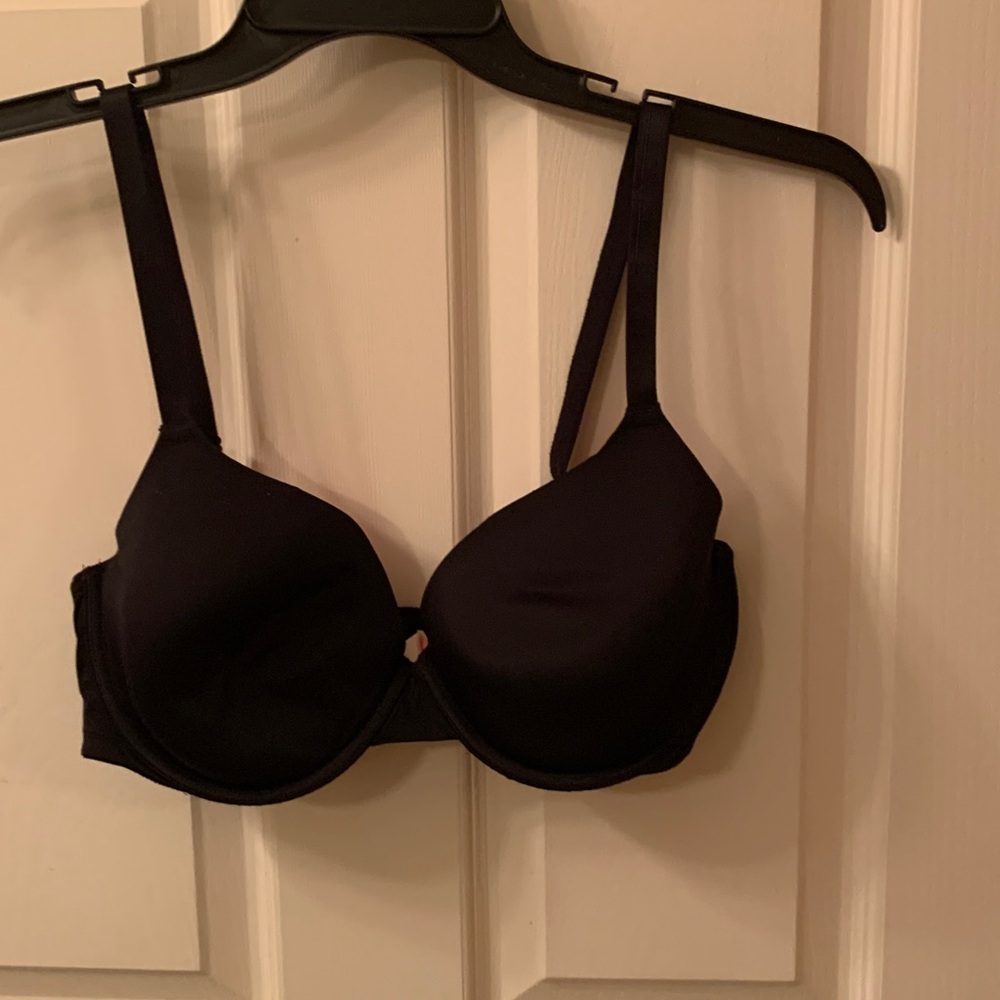 36D Underwire Victoria's Secret Black and Pink Bra